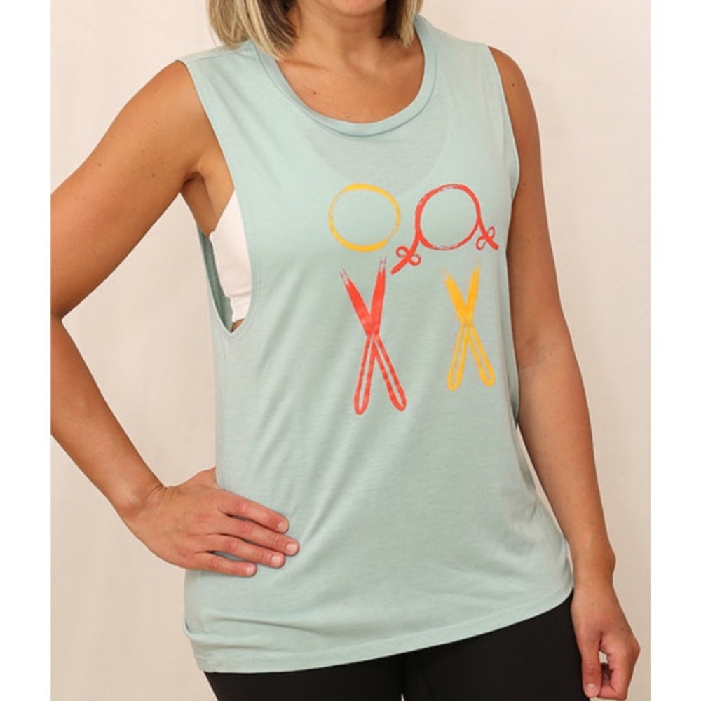 XO muscle tank